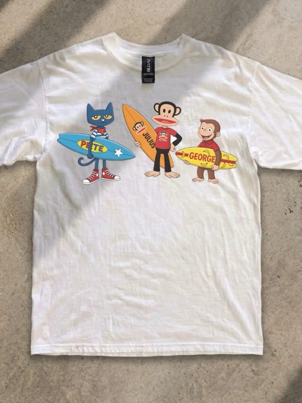 Gildan White Kids' Graphic Tee with Pete, Julius & George Surf Characters